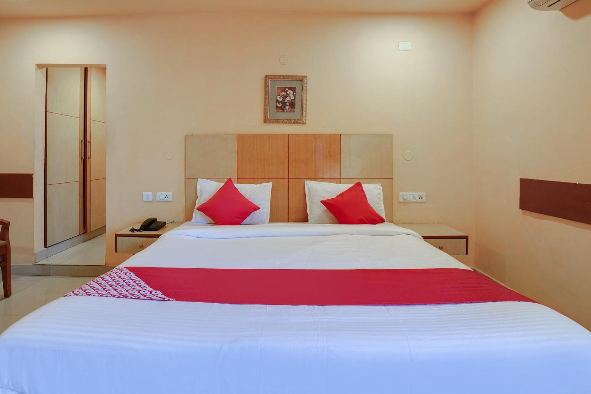 Hotel O Shanta Residency Lodge Sururnagar Exteriér fotografie