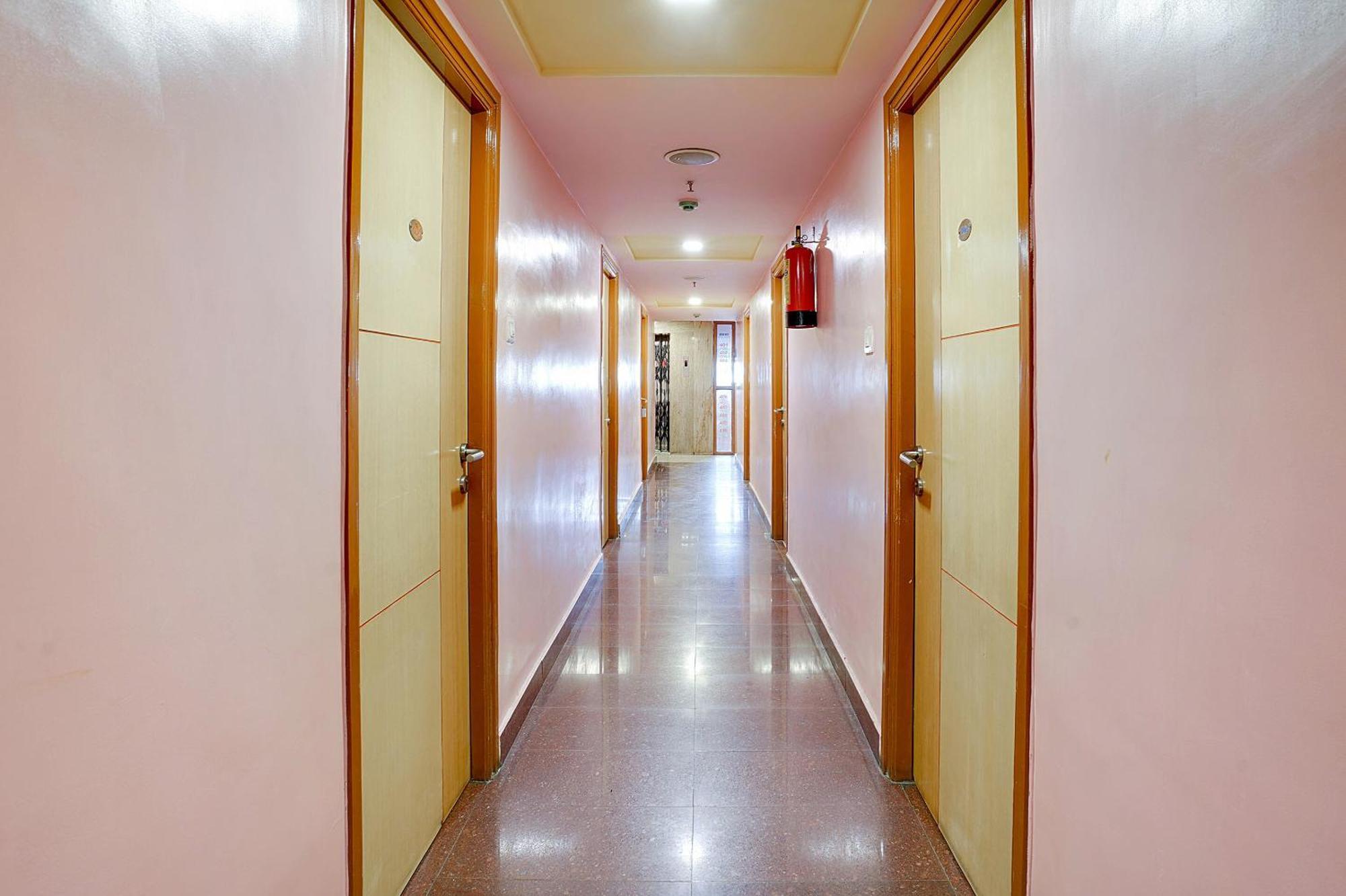 Hotel O Shanta Residency Lodge Sururnagar Exteriér fotografie
