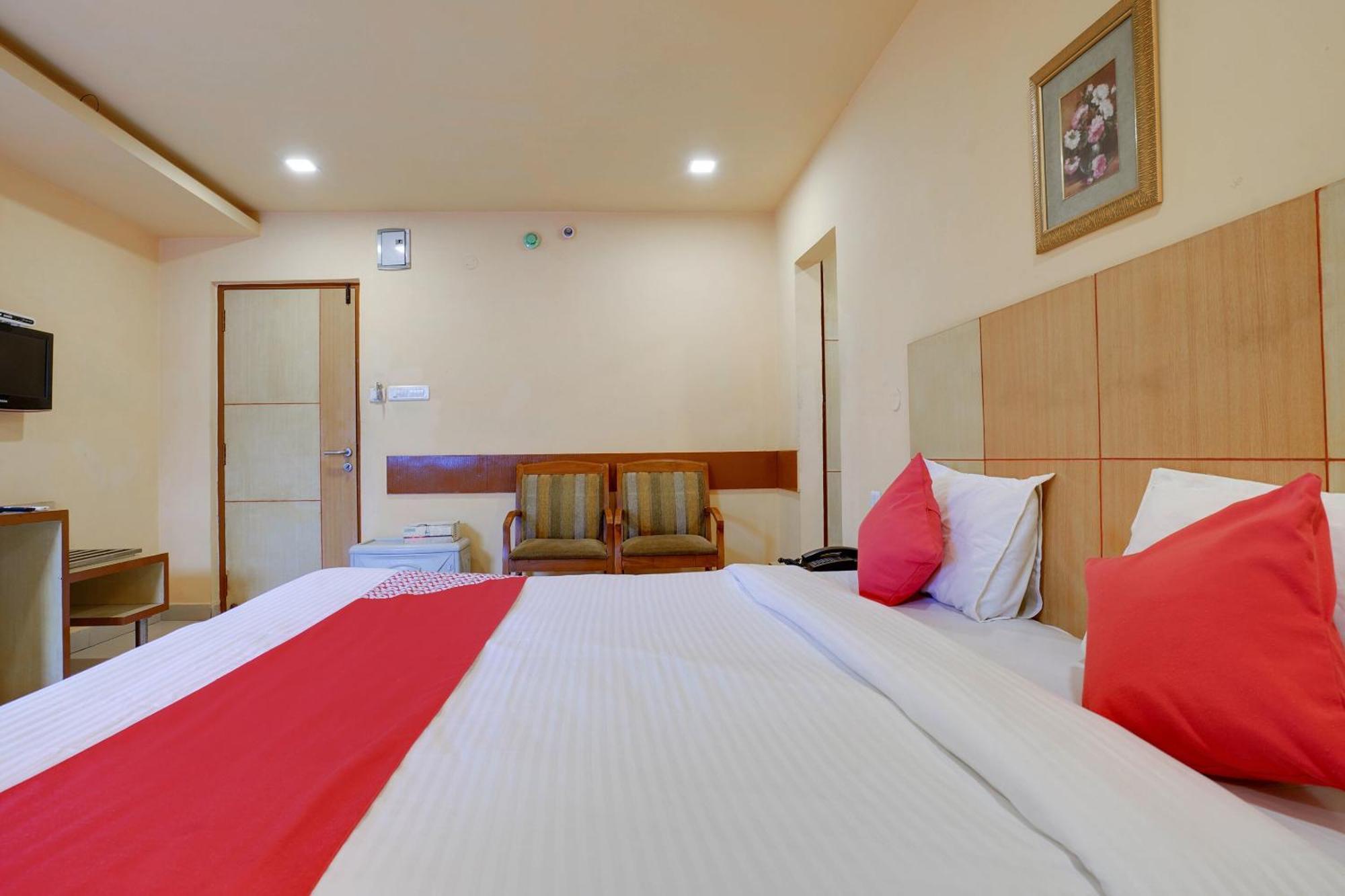 Hotel O Shanta Residency Lodge Sururnagar Exteriér fotografie