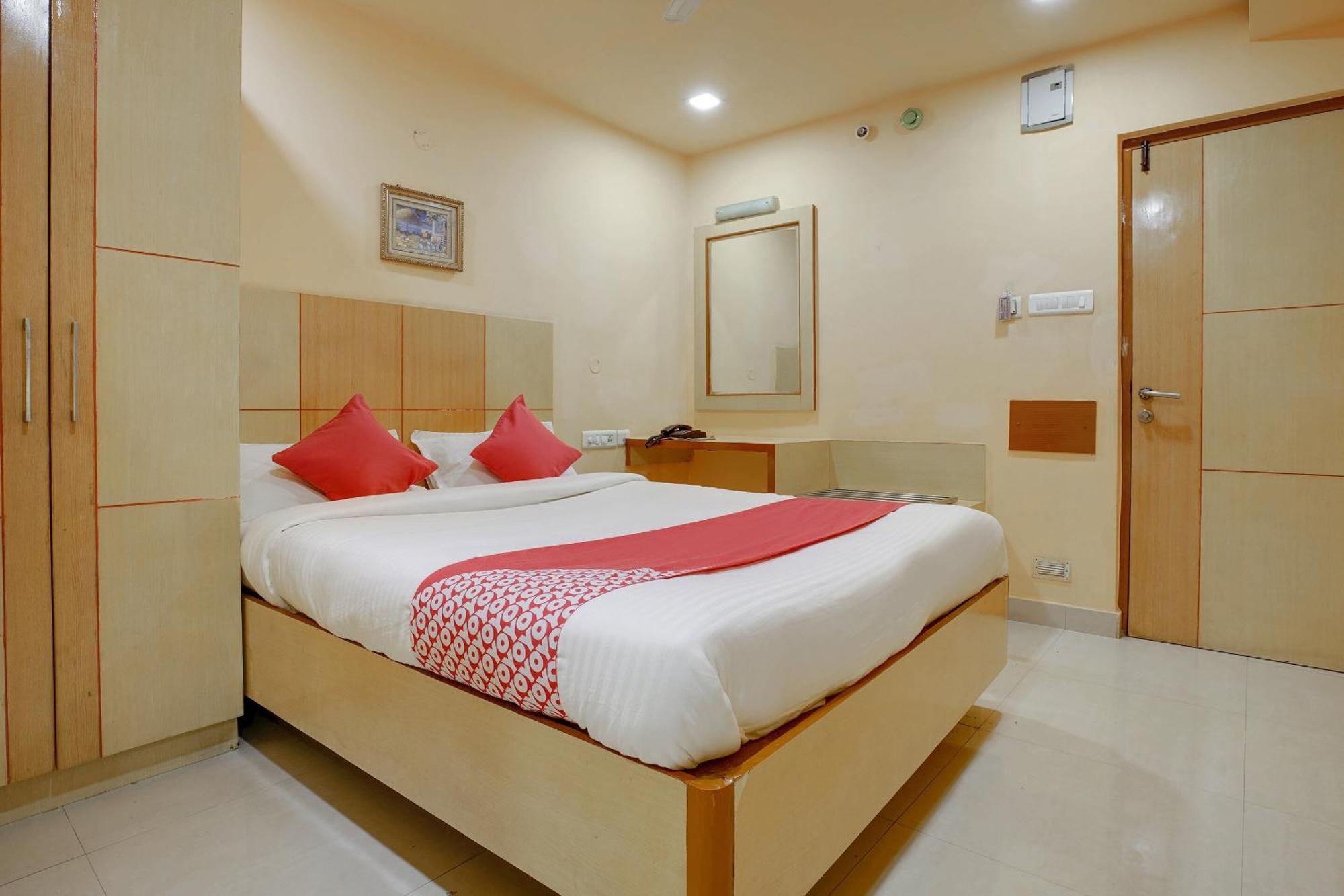 Hotel O Shanta Residency Lodge Sururnagar Exteriér fotografie