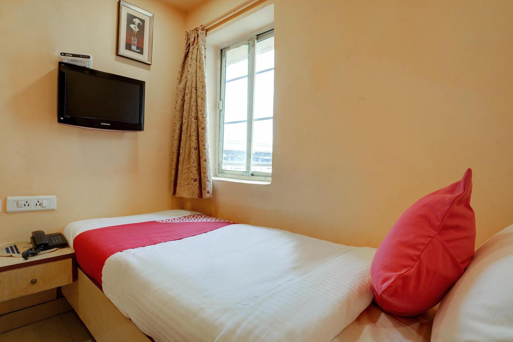 Hotel O Shanta Residency Lodge Sururnagar Exteriér fotografie